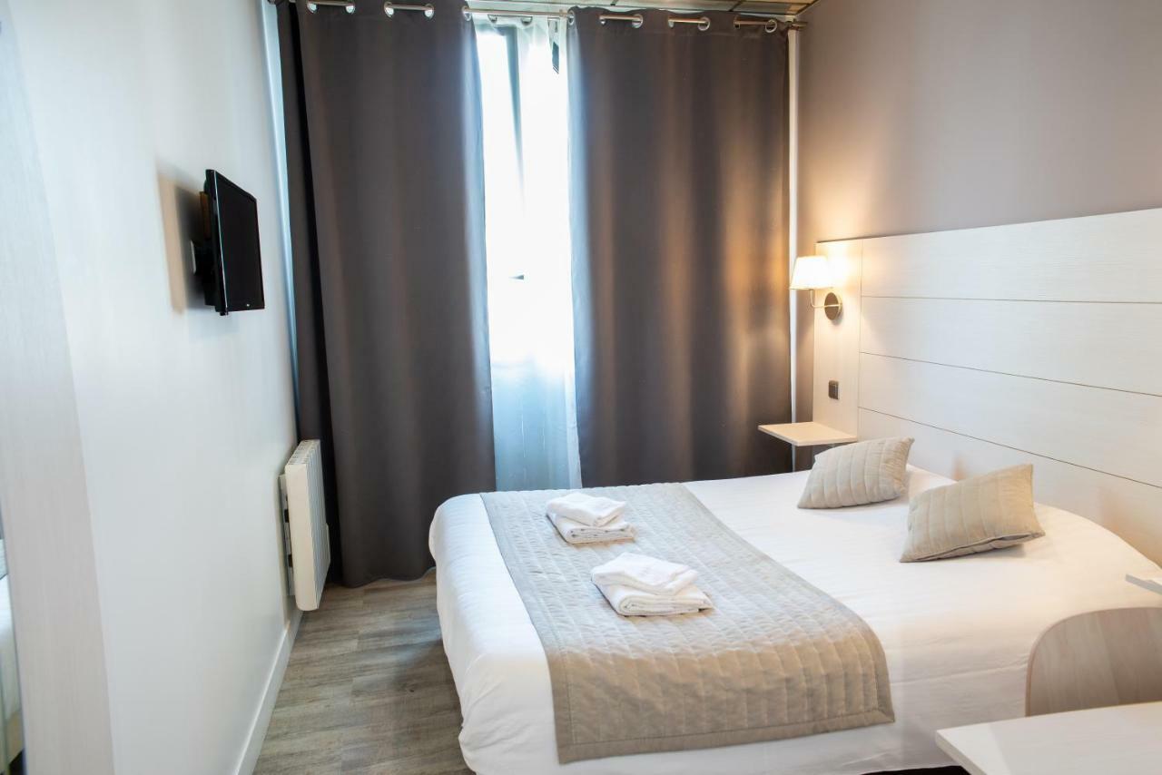 Hotel Garabel Plaisir Exteriör bild